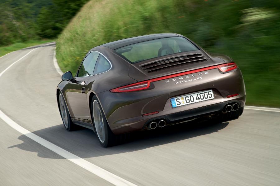  Porsche 911 Carrera 4S 2012 года  (фото 15 из 18)